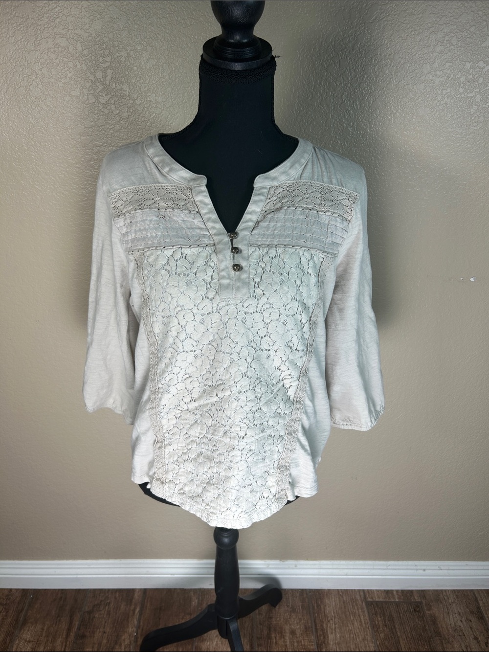 Styling Company Petite Large White Lace Front 100% Cotton 3/4 Sleeve Boho Top